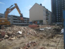 Rückbauarbeiten eines Wohngebäudes in der Donauwörther Straße in Augsburg